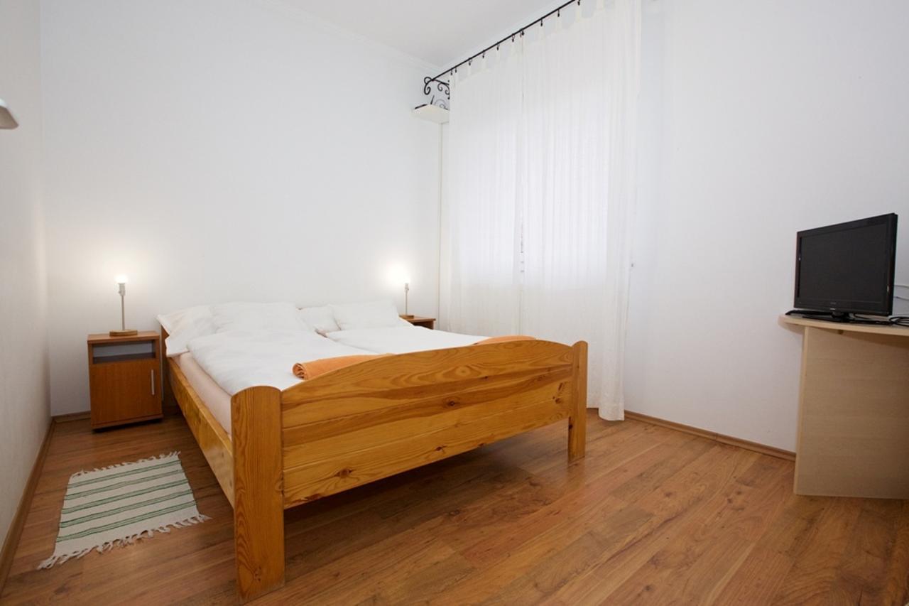 Zoli Apartmanok-Anita Koelcsey 34-36 Hajduszoboszlo Ngoại thất bức ảnh